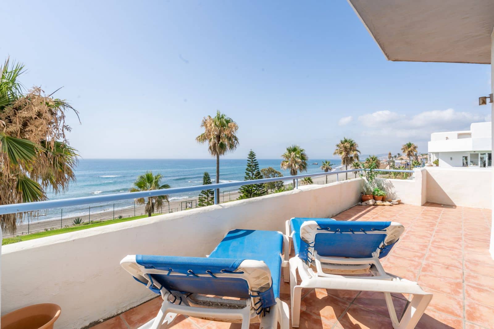 4 makuuhuone Kattohuoneisto myytävänä paikassa Casares mukana uima-altaan 
autotalli - 895 000 € (Ref: 9296306)