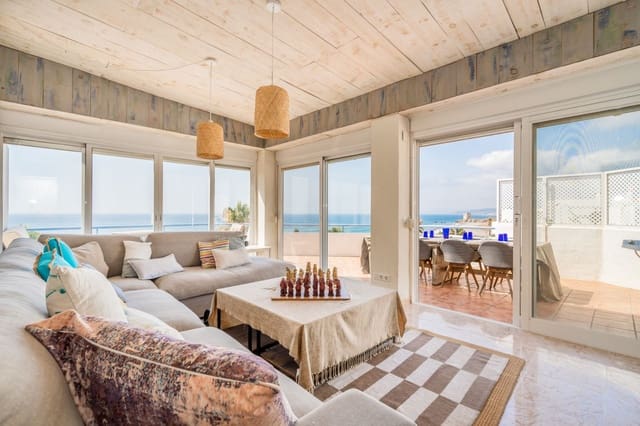 4 makuuhuone Kattohuoneisto myytävänä paikassa Casares mukana uima-altaan 
autotalli - 895 000 € (Ref: 9296306)