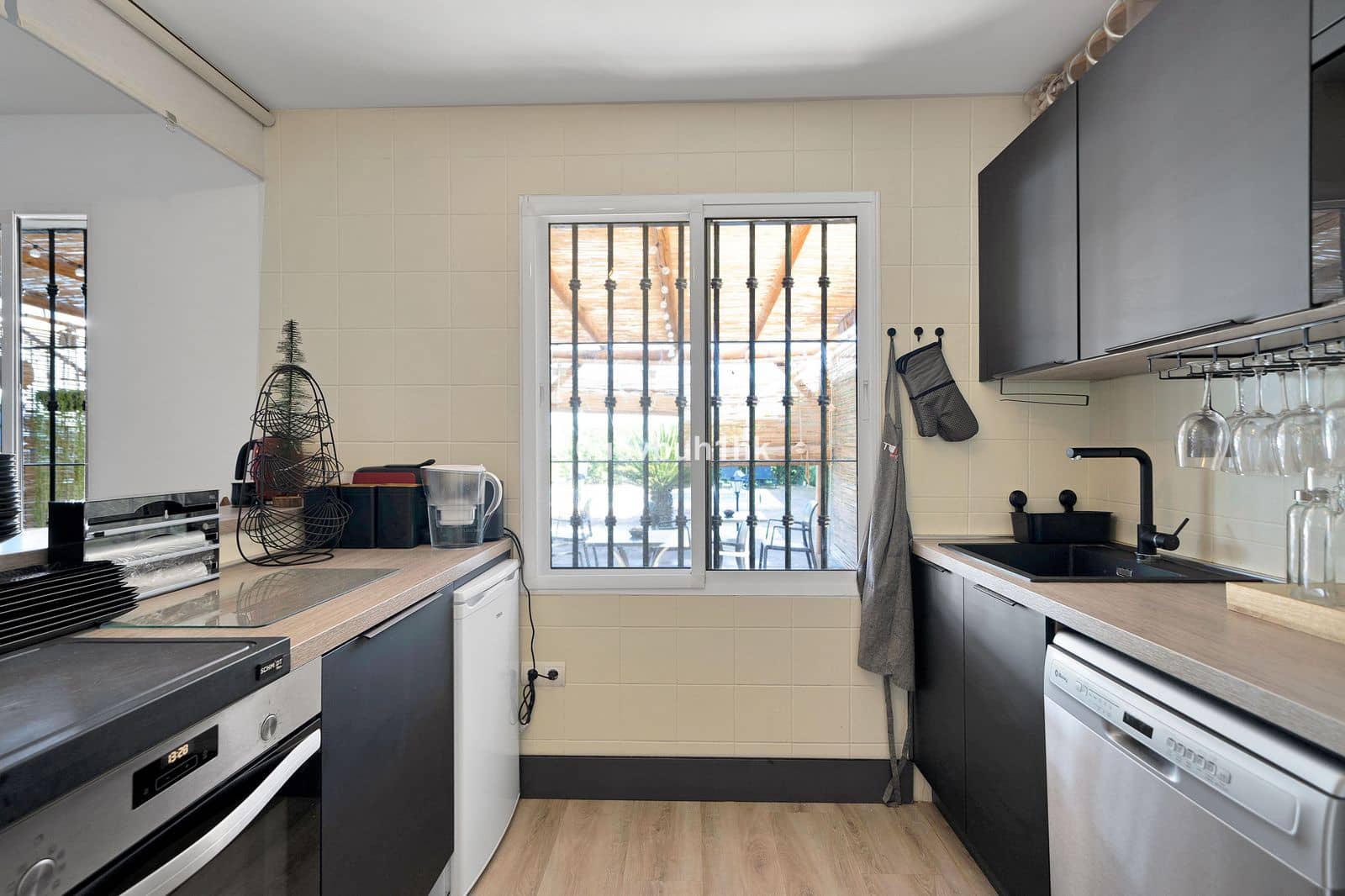 7 sypialnia Willa na sprzedaż w Alhaurin el Grande z basenem garażem - 895 000 € (Ref: 9301922)