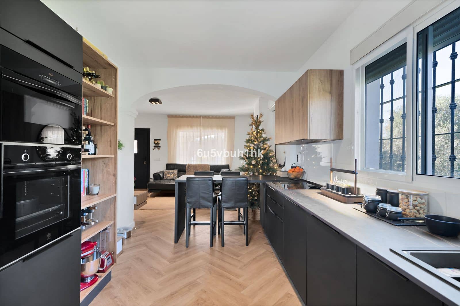 7 sypialnia Willa na sprzedaż w Alhaurin el Grande z basenem garażem - 895 000 € (Ref: 9301922)