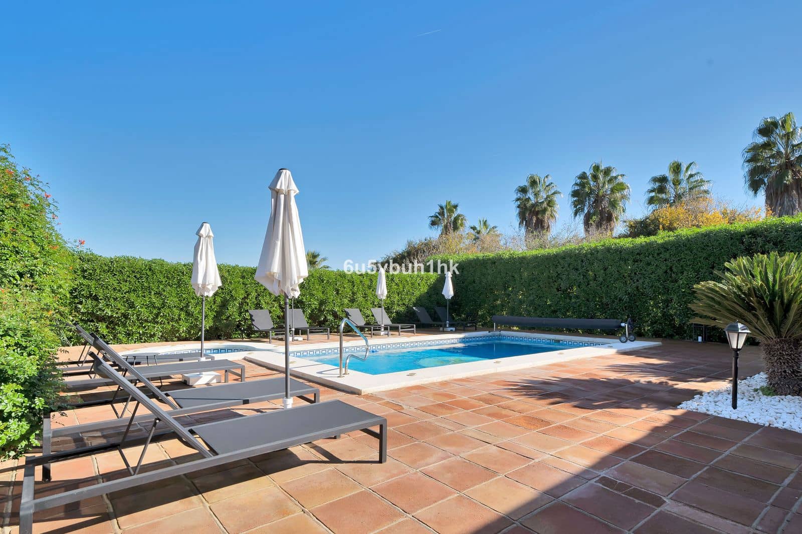 7 sypialnia Willa na sprzedaż w Alhaurin el Grande z basenem garażem - 895 000 € (Ref: 9301922)