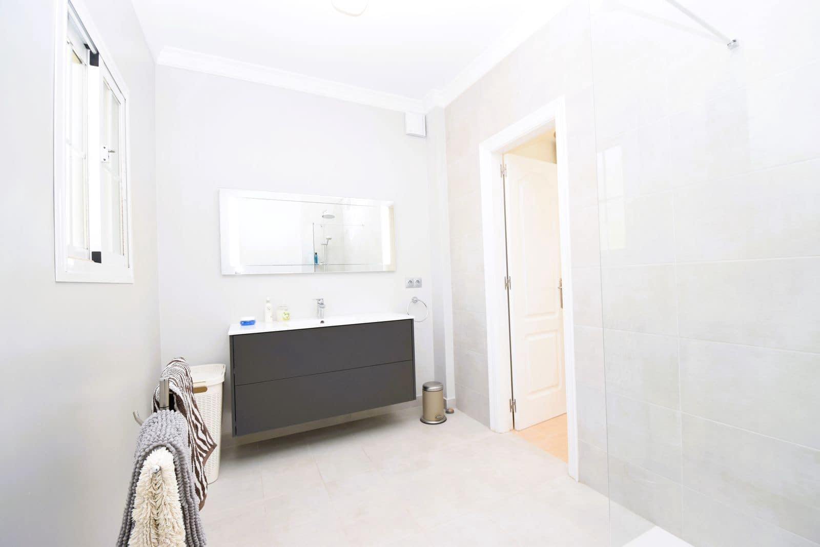 3 soveværelse Villa til salg i Torrenueva med swimmingpool garage - € 875.000 (Ref: 9301935)