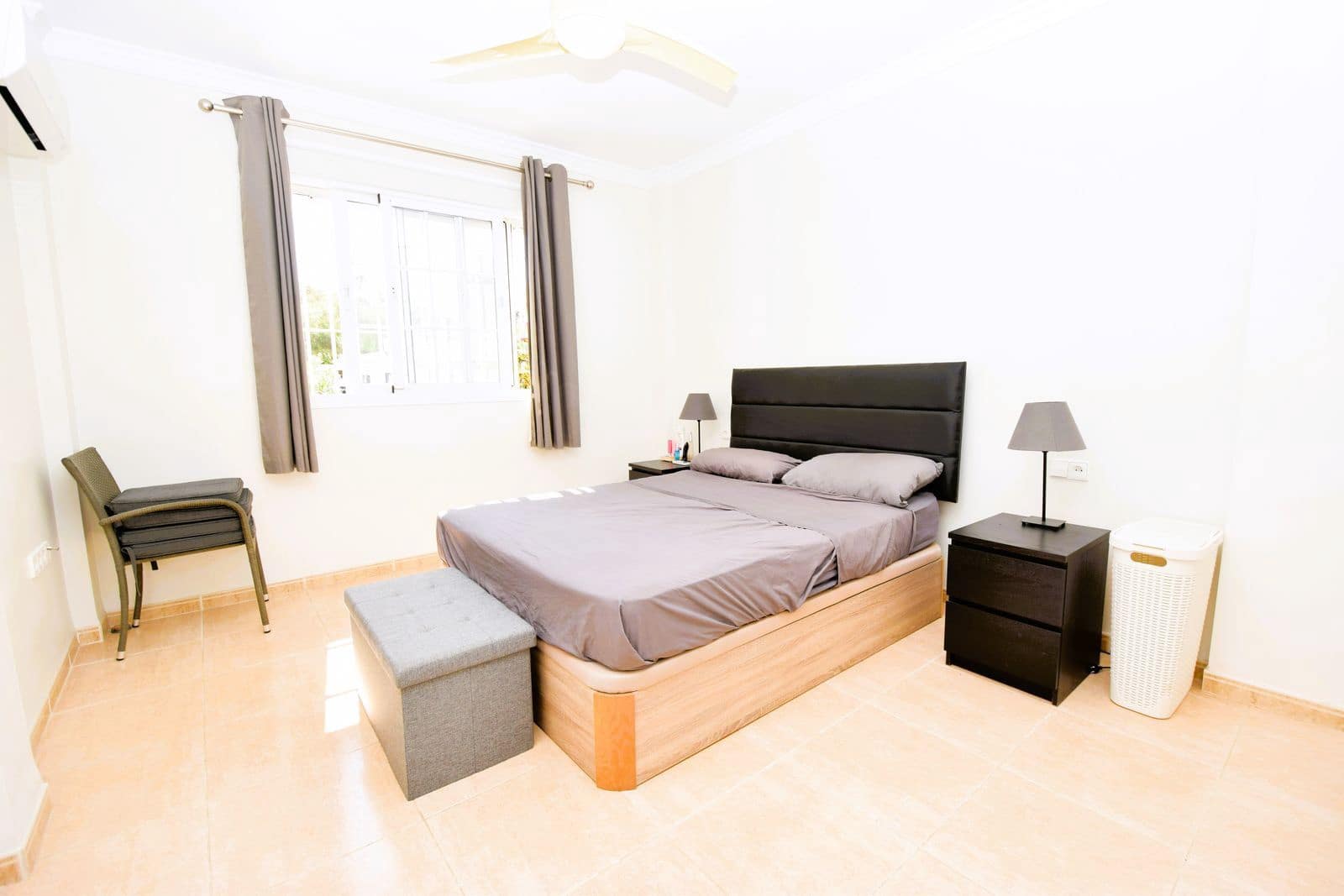 3 soveværelse Villa til salg i Torrenueva med swimmingpool garage - € 875.000 (Ref: 9301935)