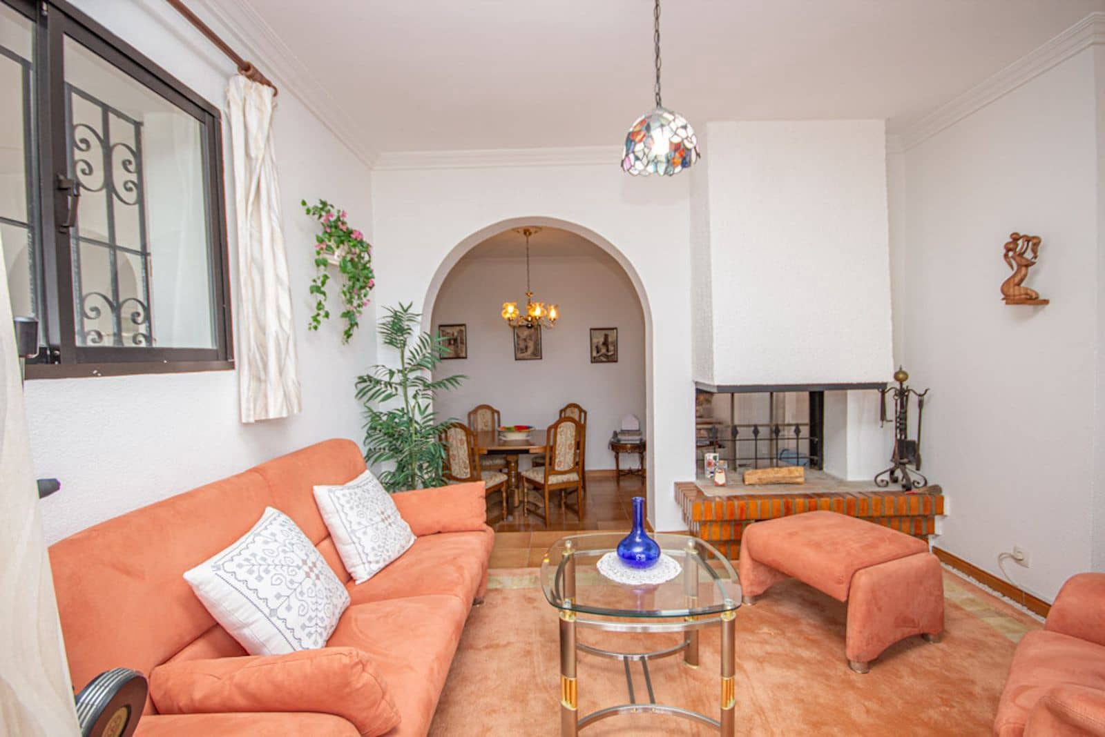 4 soverom Villa til salgs i Estepona med svømmebasseng garasje - € 790 000 (Ref: 9301938)