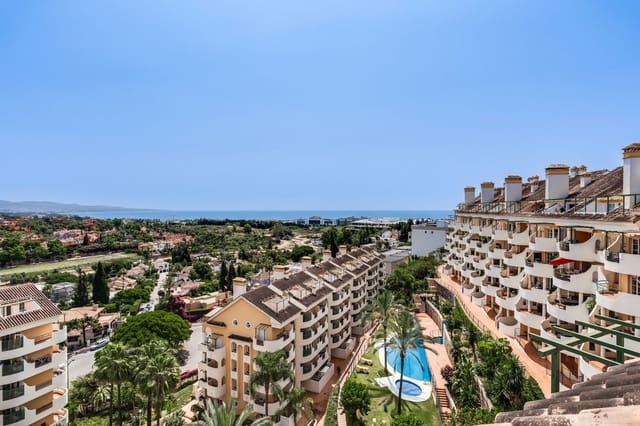2 sypialnia Penthouse na sprzedaż w Nueva Andalucia, Marbella z basenem garażem - 560 000 € (Ref: 9306972)