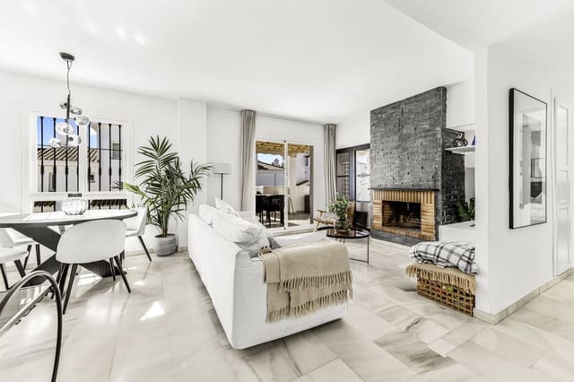 3 quarto Penthouse para venda em Nueva Andalucia, Marbella com piscina garagem - 540 000 € (Ref: 9307148)