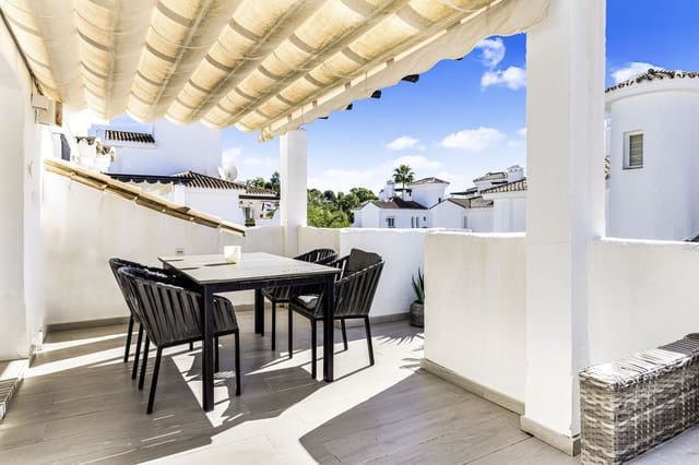 3 quarto Penthouse para venda em Nueva Andalucia, Marbella com piscina garagem - 540 000 € (Ref: 9307148)
