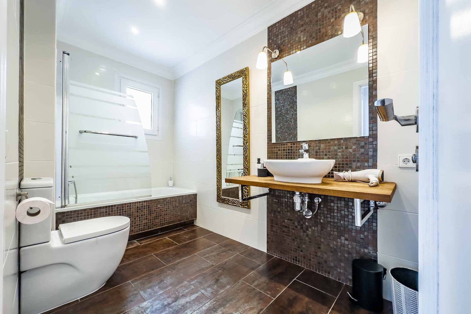 4 Zimmer Villa zu verkaufen in Benalmadena mit Pool Garage - 995.000 € (Ref: 9325423)