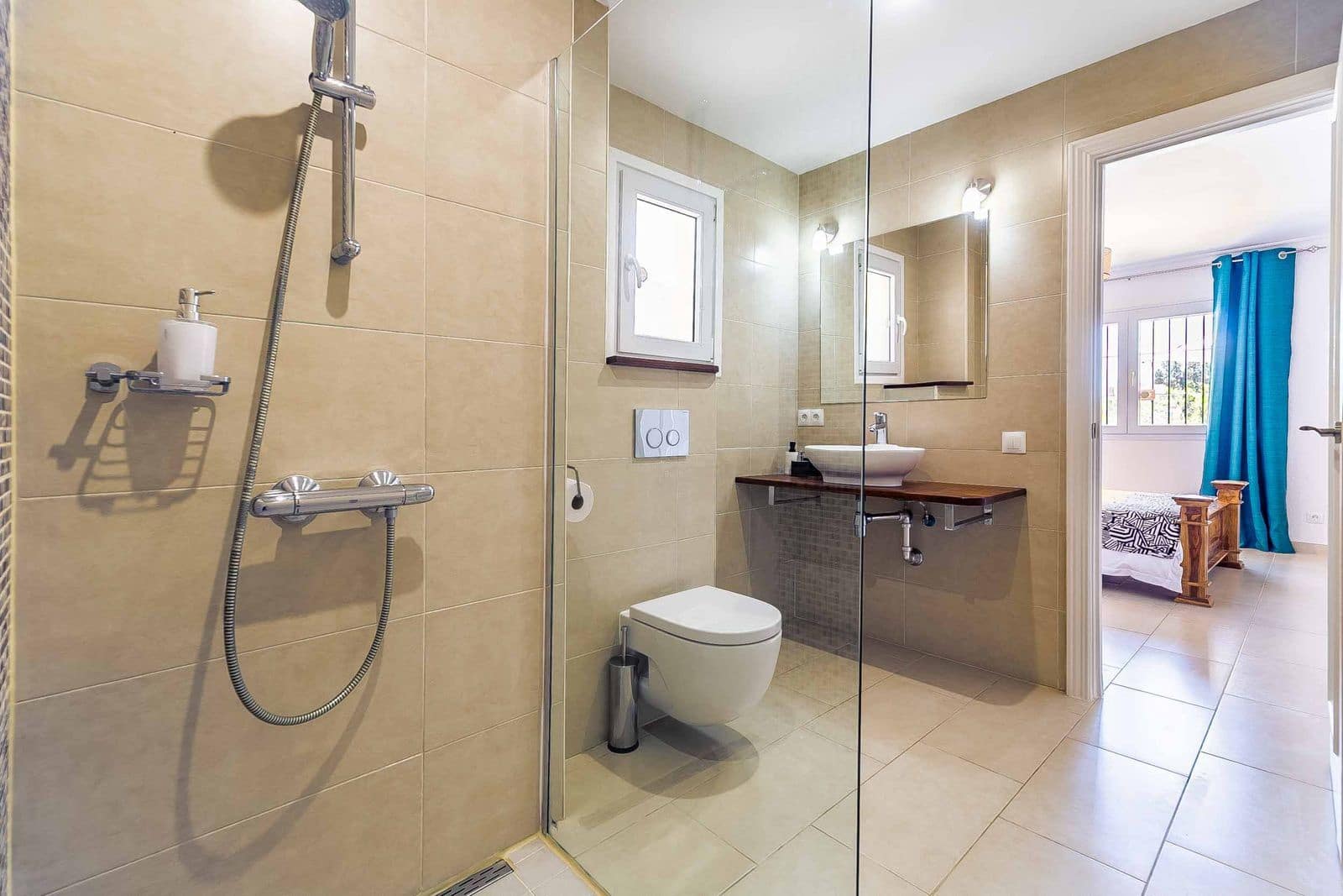 4 Zimmer Villa zu verkaufen in Benalmadena mit Pool Garage - 995.000 € (Ref: 9325423)