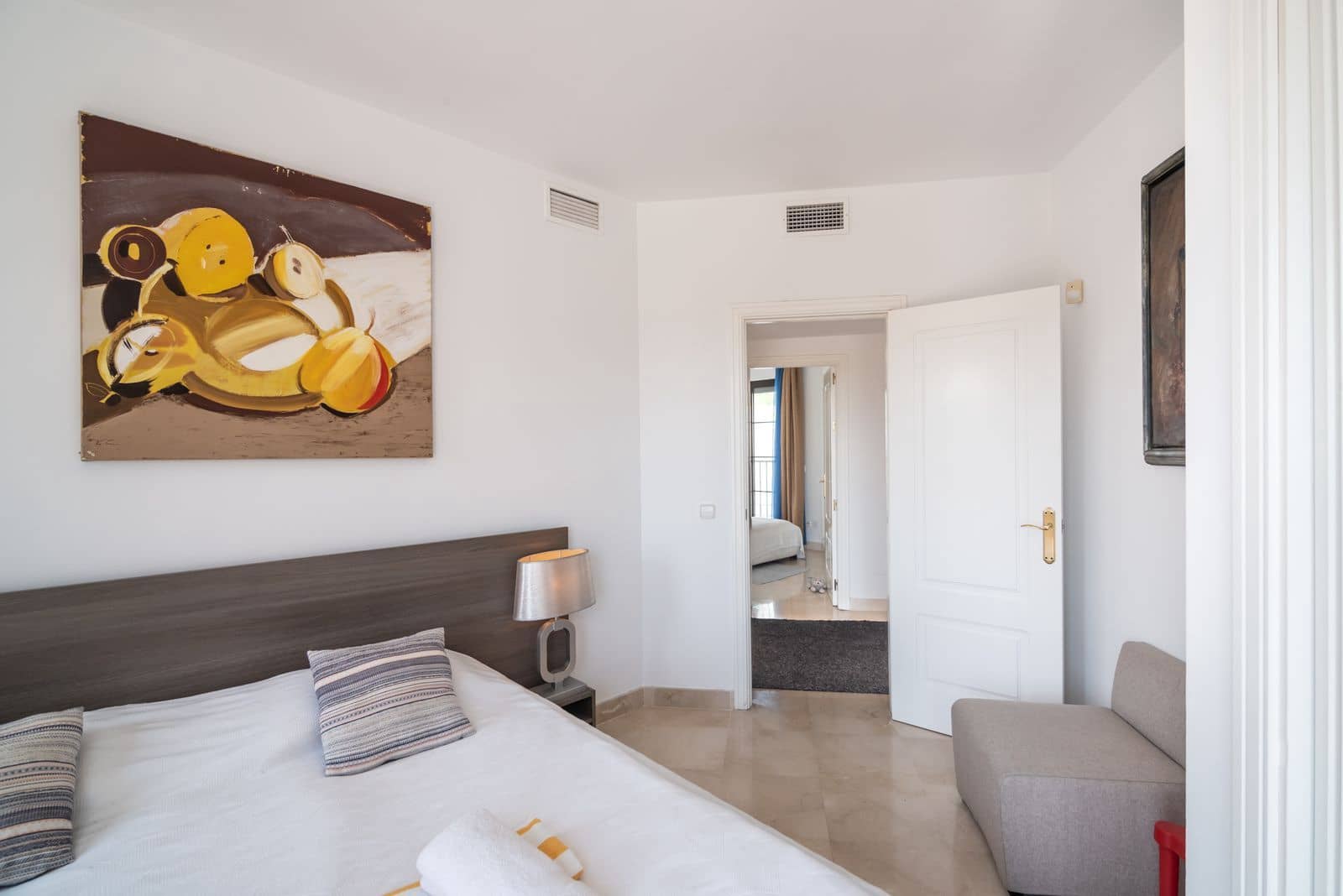 3 slaapkamer Penthouse te koop in Los Arqueros met zwembad garage - € 550.000 (Ref: 9329735)