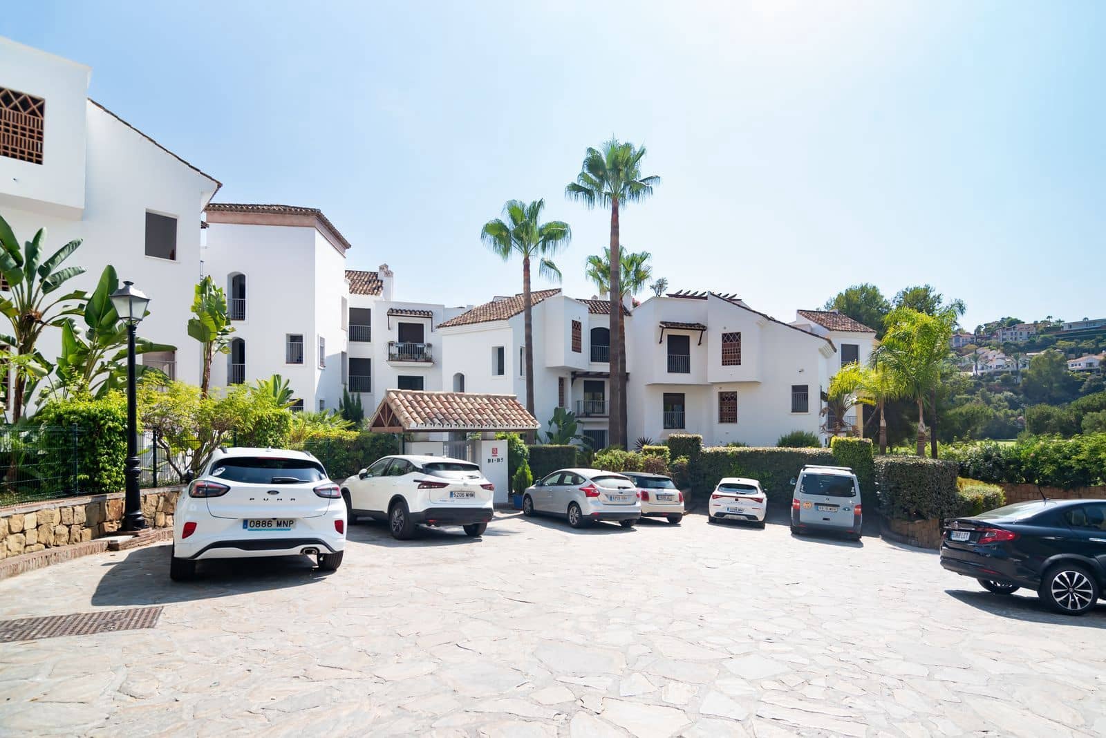 3 slaapkamer Penthouse te koop in Los Arqueros met zwembad garage - € 550.000 (Ref: 9329735)