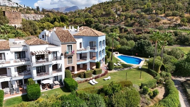 3 slaapkamer Penthouse te koop in Los Arqueros, Benahavís met zwembad garage - € 550.000 (Ref: 9329735)