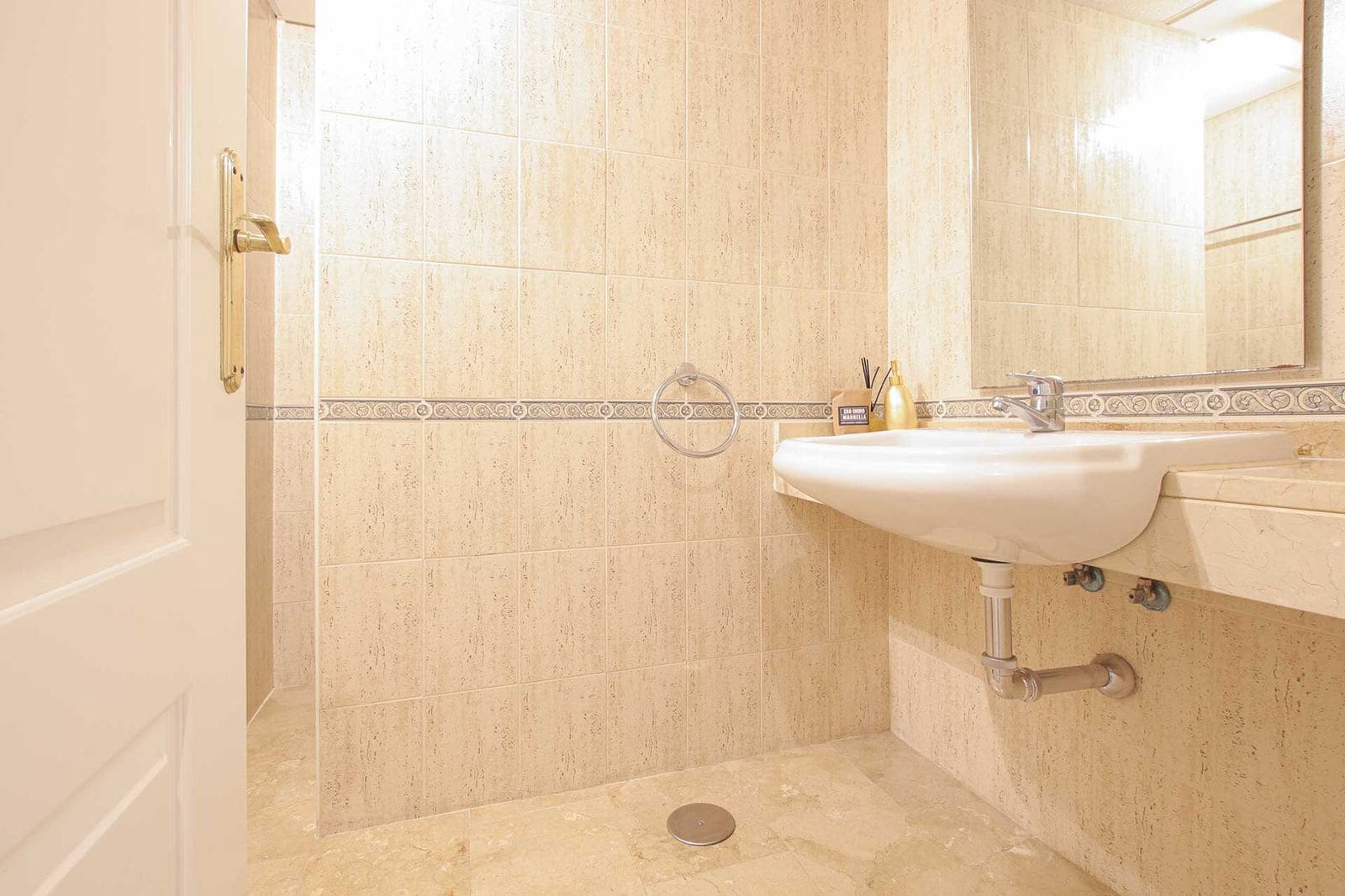 2 soveværelse Lejlighed til salg i Calahonda med swimmingpool garage - € 329.000 (Ref: 9329740)