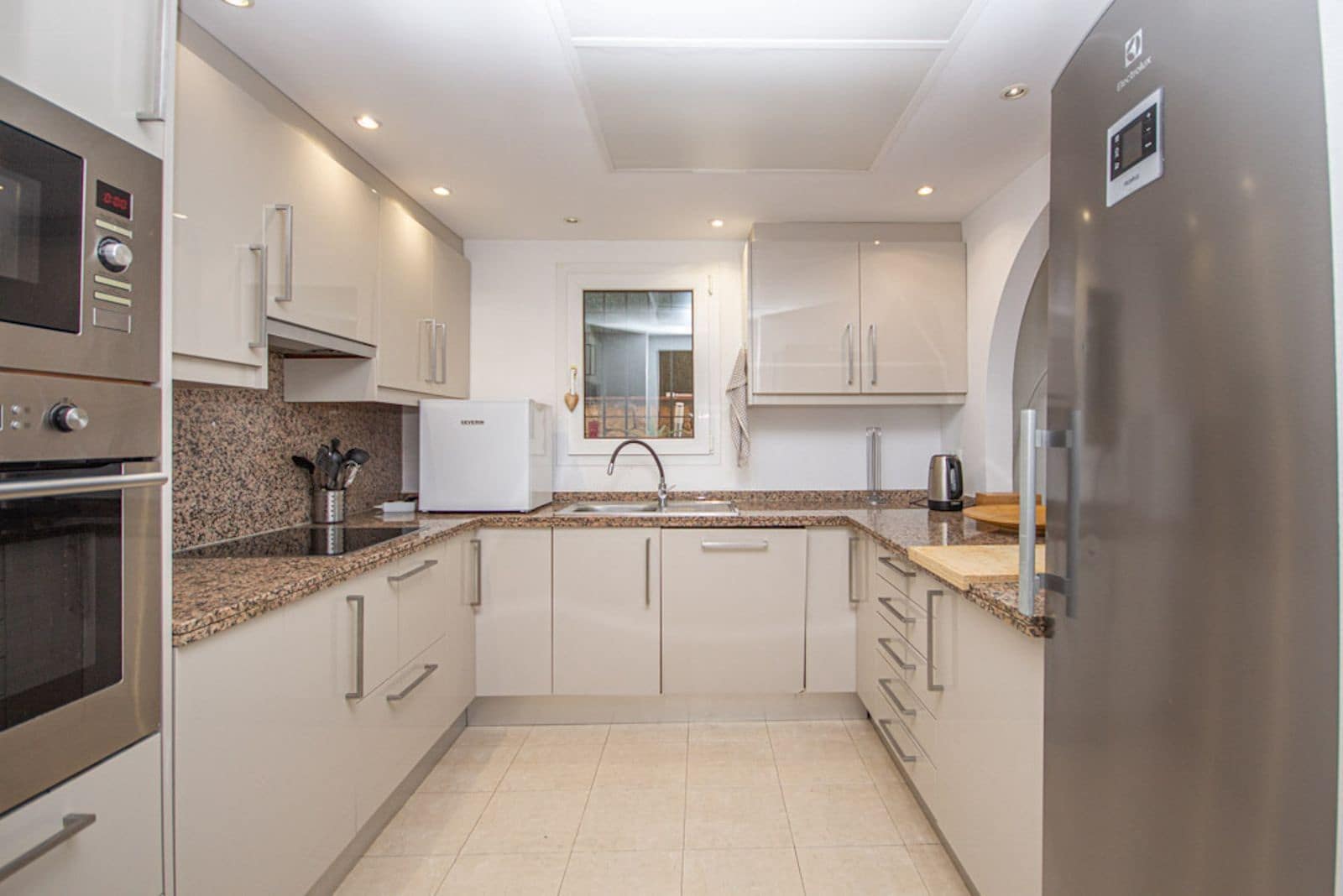 4 sypialnia Dom blizniak na sprzedaż w Riviera del Sol z basenem garażem - 579 000 € (Ref: 9343886)