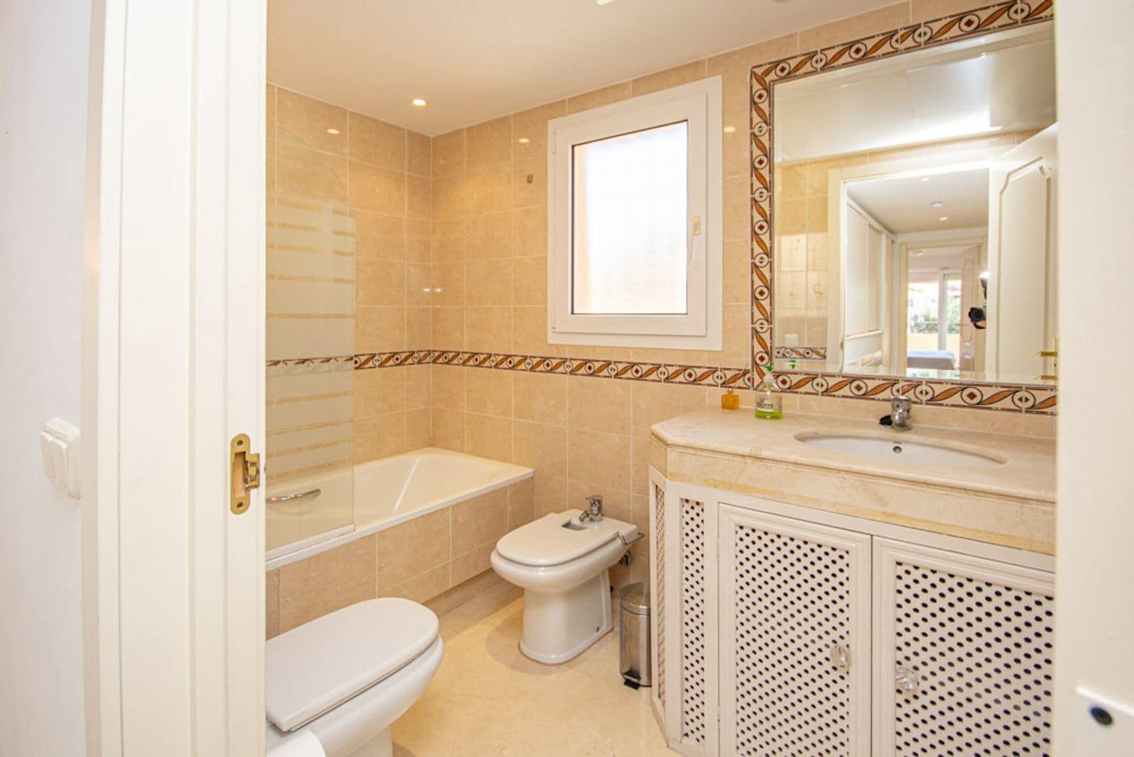 4 sypialnia Dom blizniak na sprzedaż w Riviera del Sol z basenem garażem - 579 000 € (Ref: 9343886)