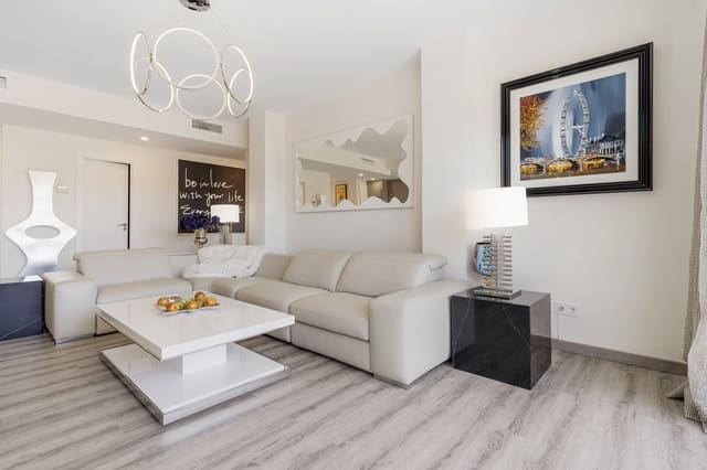 2 makuuhuone Huoneisto myytävänä paikassa La Cala de Mijas, Mijas mukana uima-altaan 
autotalli - 499 000 € (Ref: 9347958)