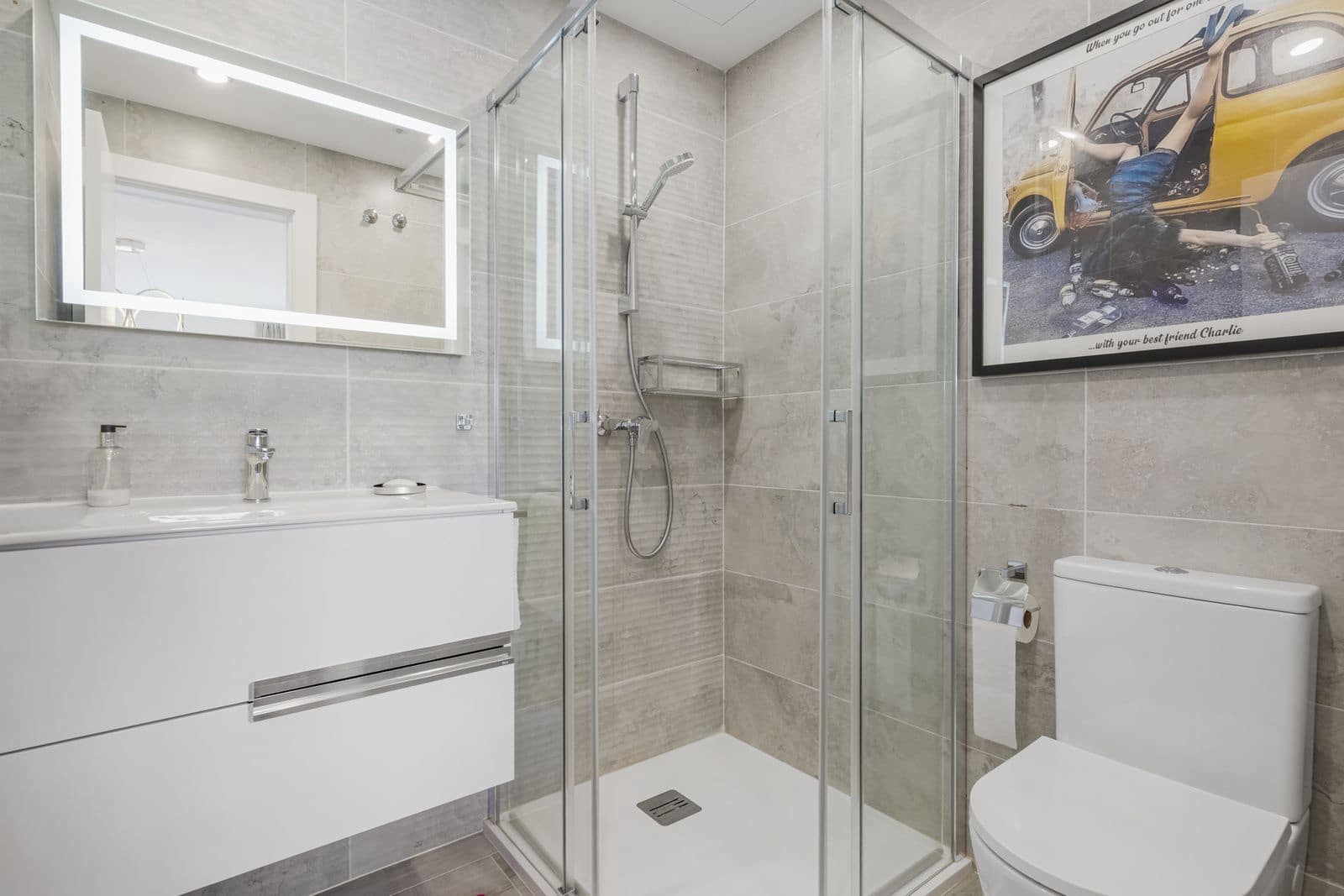 2 makuuhuone Huoneisto myytävänä paikassa La Cala de Mijas mukana uima-altaan 
autotalli - 499 000 € (Ref: 9347958)