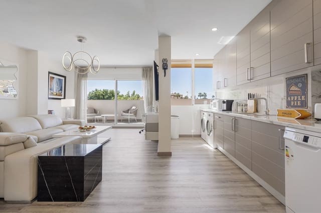 2 makuuhuone Huoneisto myytävänä paikassa La Cala de Mijas, Mijas mukana uima-altaan 
autotalli - 499 000 € (Ref: 9347958)