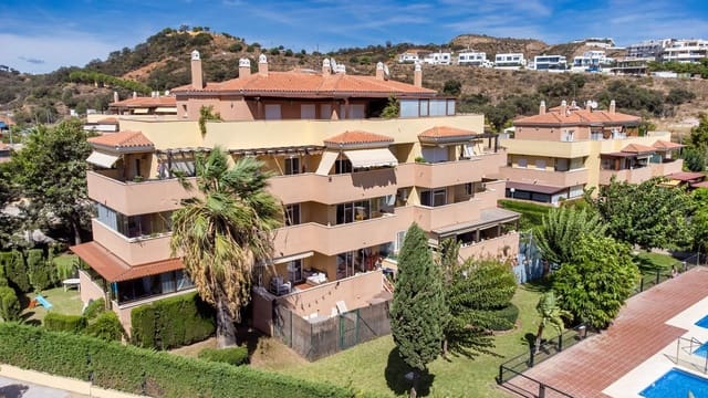 2 makuuhuone Huoneisto myytävänä paikassa La Cala de Mijas, Mijas mukana uima-altaan 
autotalli - 499 000 € (Ref: 9347958)