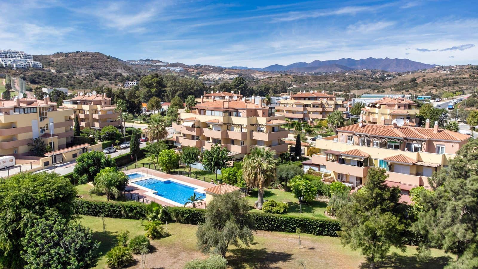 2 makuuhuone Huoneisto myytävänä paikassa La Cala de Mijas mukana uima-altaan 
autotalli - 499 000 € (Ref: 9347958)