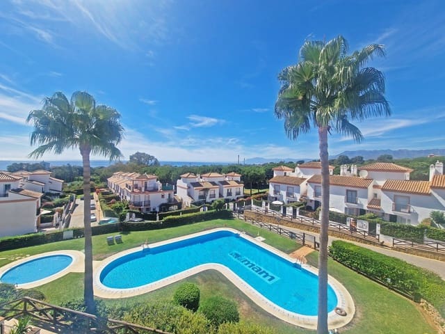 4 bedroom Semi-detached Villa for sale in Cabopino, Marbella with pool garage - € 595,000 (Ref: 9348511)