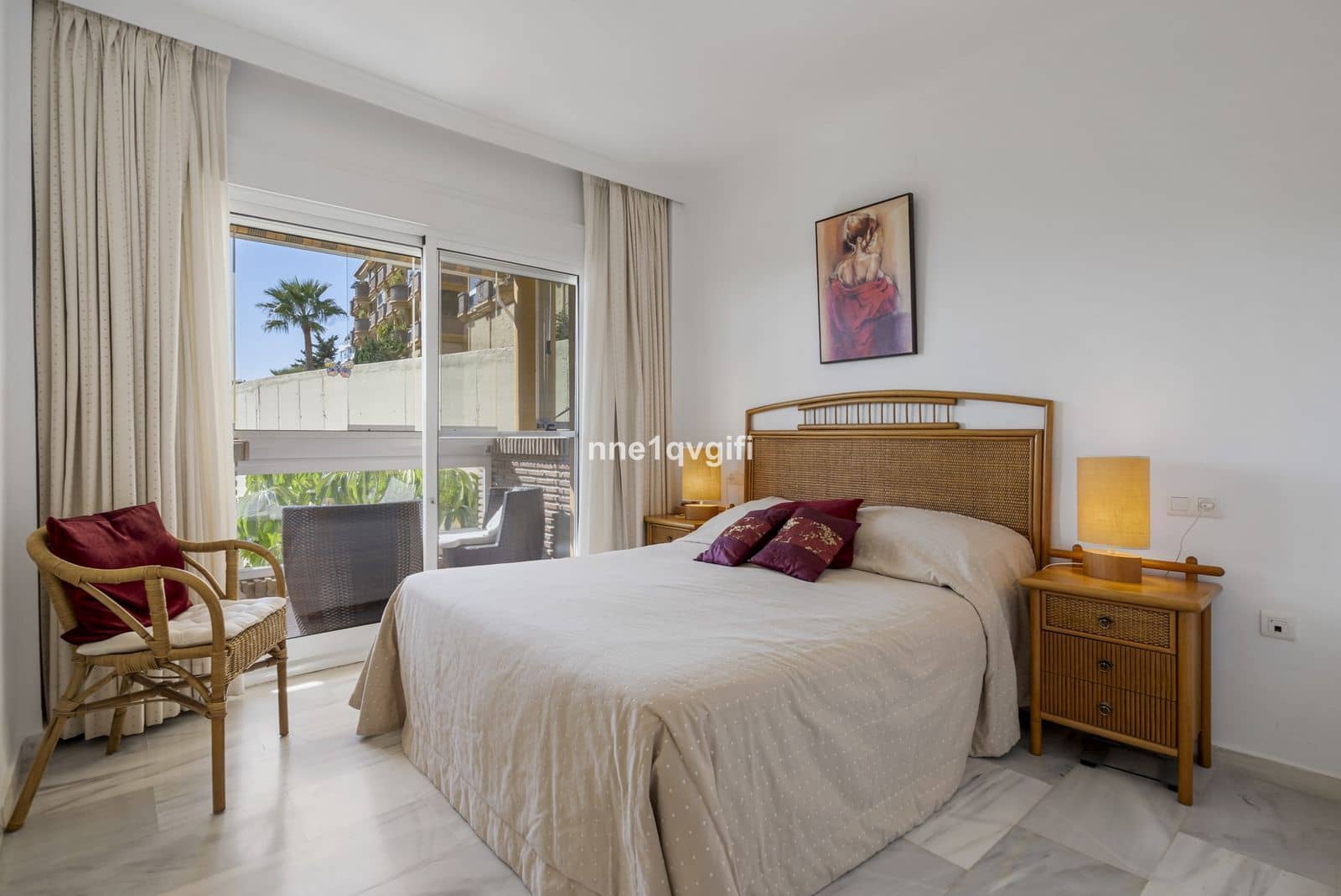 2 Zimmer Apartment zu verkaufen in Calahonda mit Pool Garage - 289.950 € (Ref: 9352781)