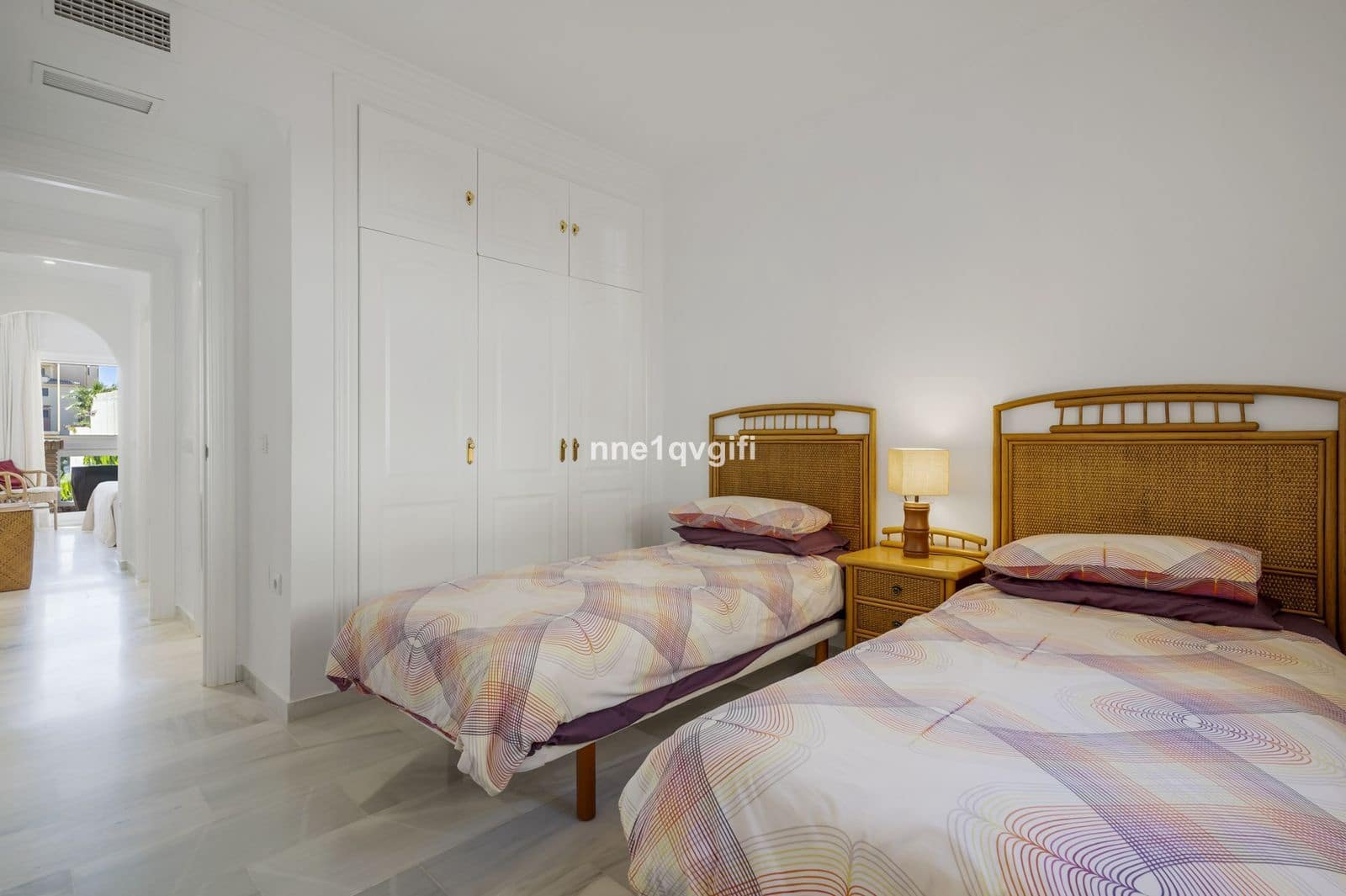 2 Zimmer Apartment zu verkaufen in Calahonda mit Pool Garage - 289.950 € (Ref: 9352781)