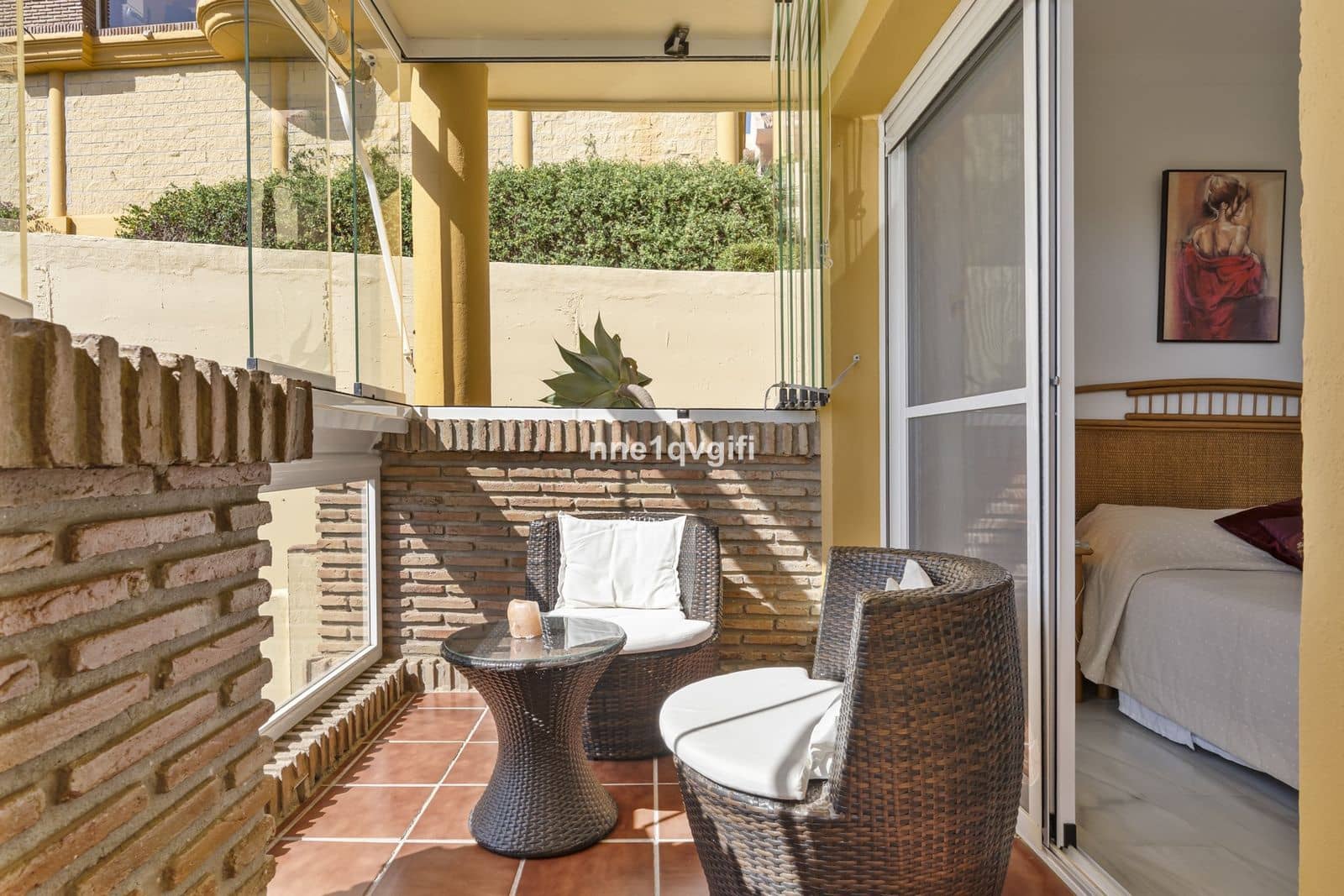 2 Zimmer Apartment zu verkaufen in Calahonda mit Pool Garage - 289.950 € (Ref: 9352781)