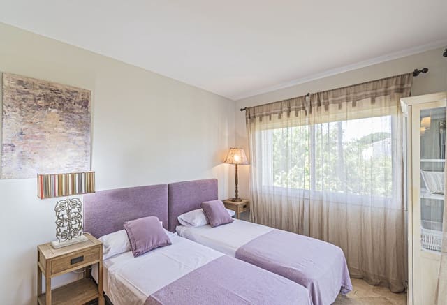 3 soveværelse Lejlighed til salg i Costalita, Estepona med swimmingpool garage - € 495.000 (Ref: 9352800)