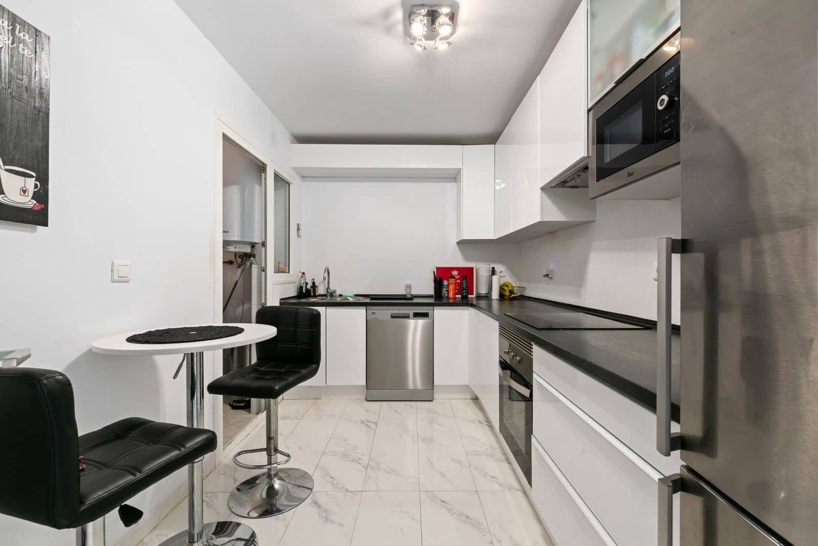 4 quarto Apartamento para venda em Nueva Andalucia com piscina garagem - 349 000 € (Ref: 9354197)