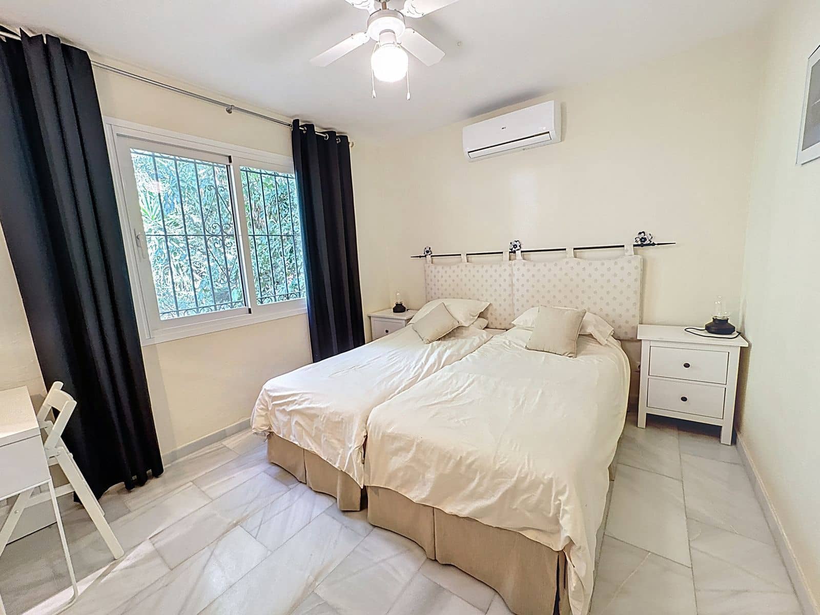 4 bedroom Villa for sale in Mijas with pool garage - € 975,000 (Ref: 9354205)