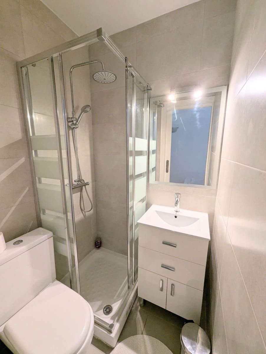 2 sovrum Takvåning till salu i Calahonda med pool garage - 349 000 € (Ref: 9360870)