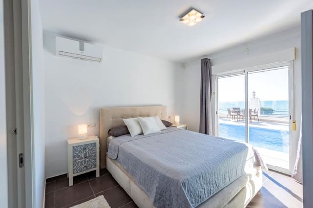 6 soverom Villa til salgs i El Chaparral, Mijas med svømmebasseng garasje - € 1 350 000 (Ref: 9373892)