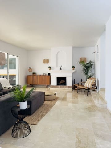 3 sypialnia Dom na sprzedaż w Riviera del Sol, Mijas z basenem garażem - 585 000 € (Ref: 9396877)