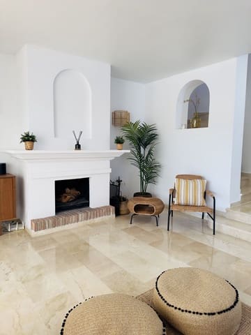 3 sypialnia Dom na sprzedaż w Riviera del Sol, Mijas z basenem garażem - 585 000 € (Ref: 9396877)