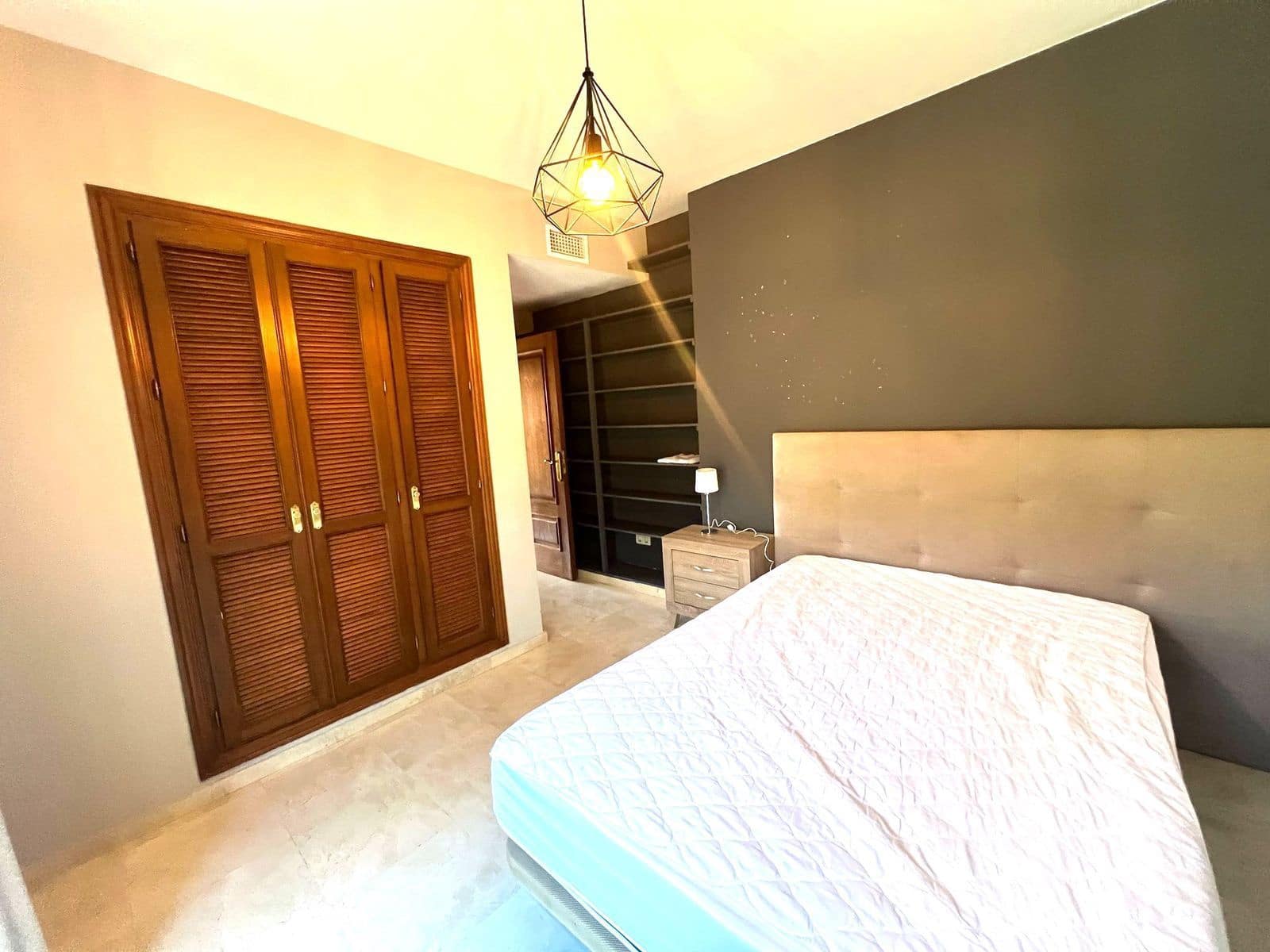 5 slaapkamer Huis te koop in Riviera del Sol met zwembad garage - € 495.000 (Ref: 9397035)