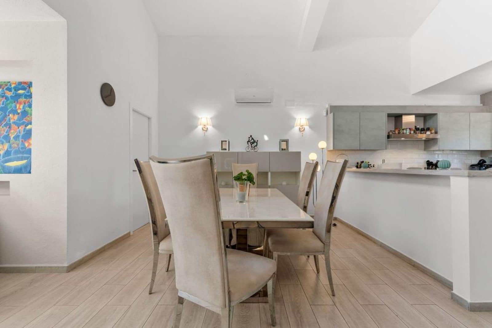 4 sypialnia Dom na sprzedaż w Calahonda z basenem garażem - 650 000 € (Ref: 9412894)