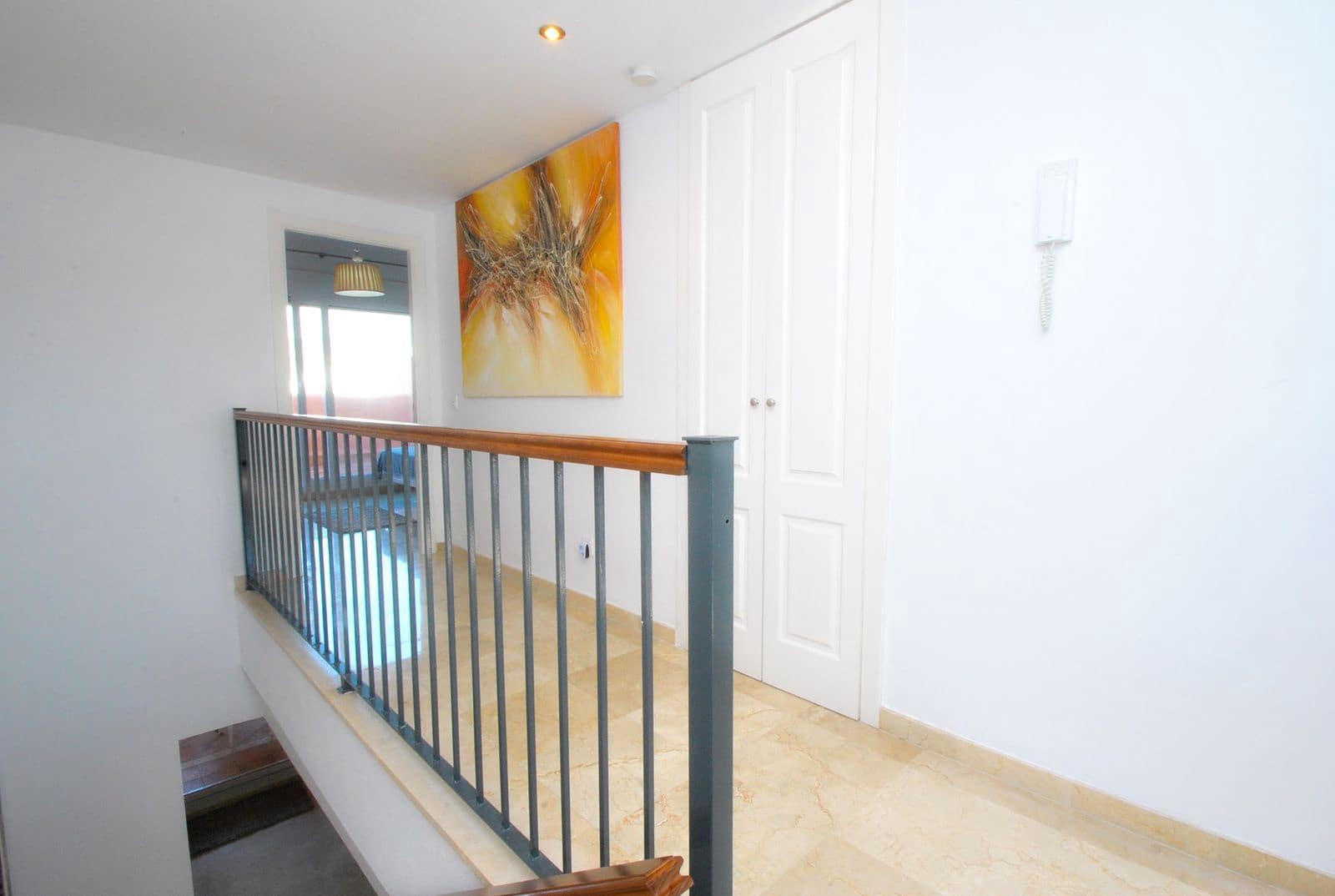 4 makuuhuone Omakotitalo myytävänä paikassa Cabopino mukana uima-altaan 
autotalli - 495 000 € (Ref: 9415086)