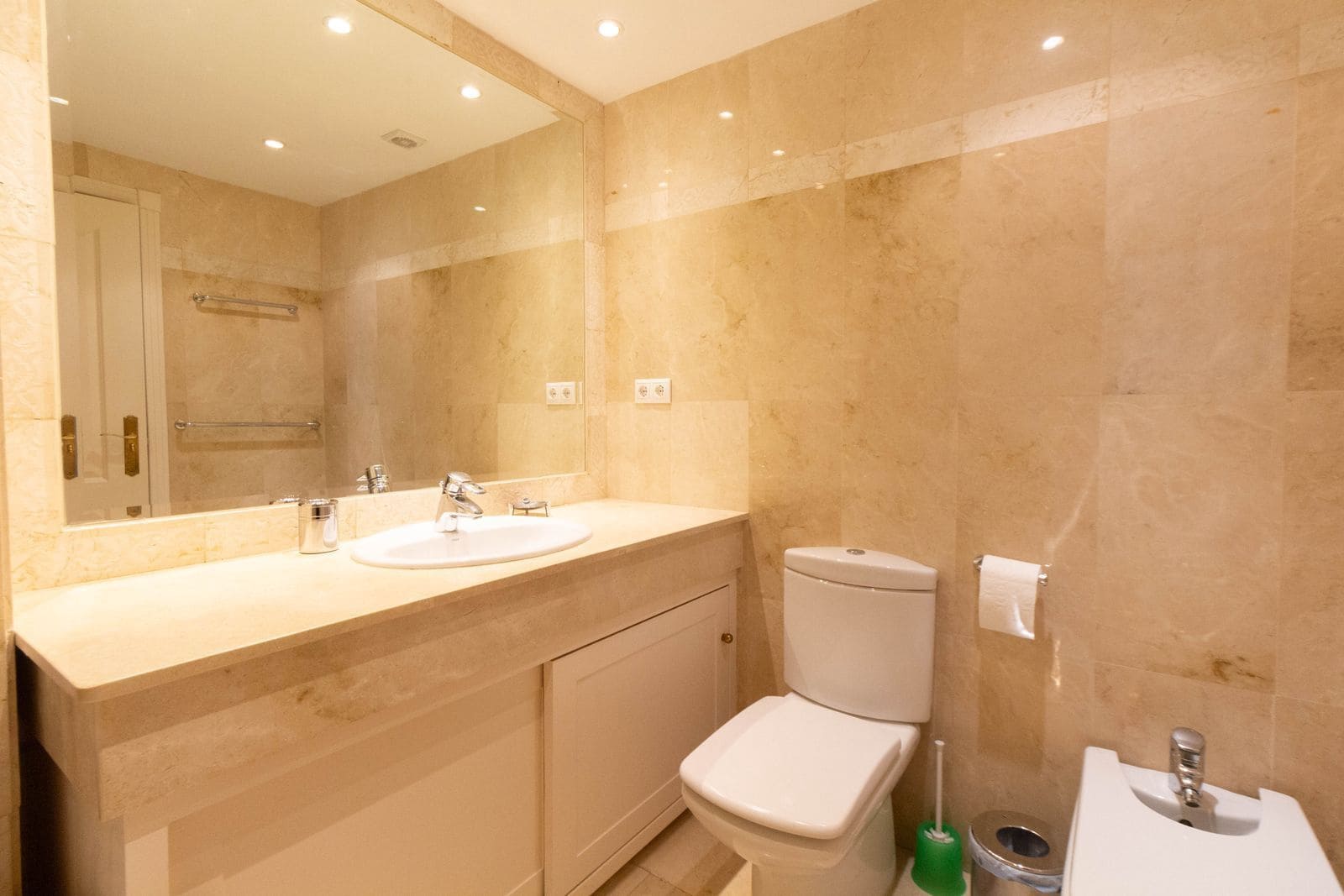 3 camera da letto Appartamento sulla Spiaggia in vendita in Elviria con piscina garage - 725.000 € (Rif: 9426203)