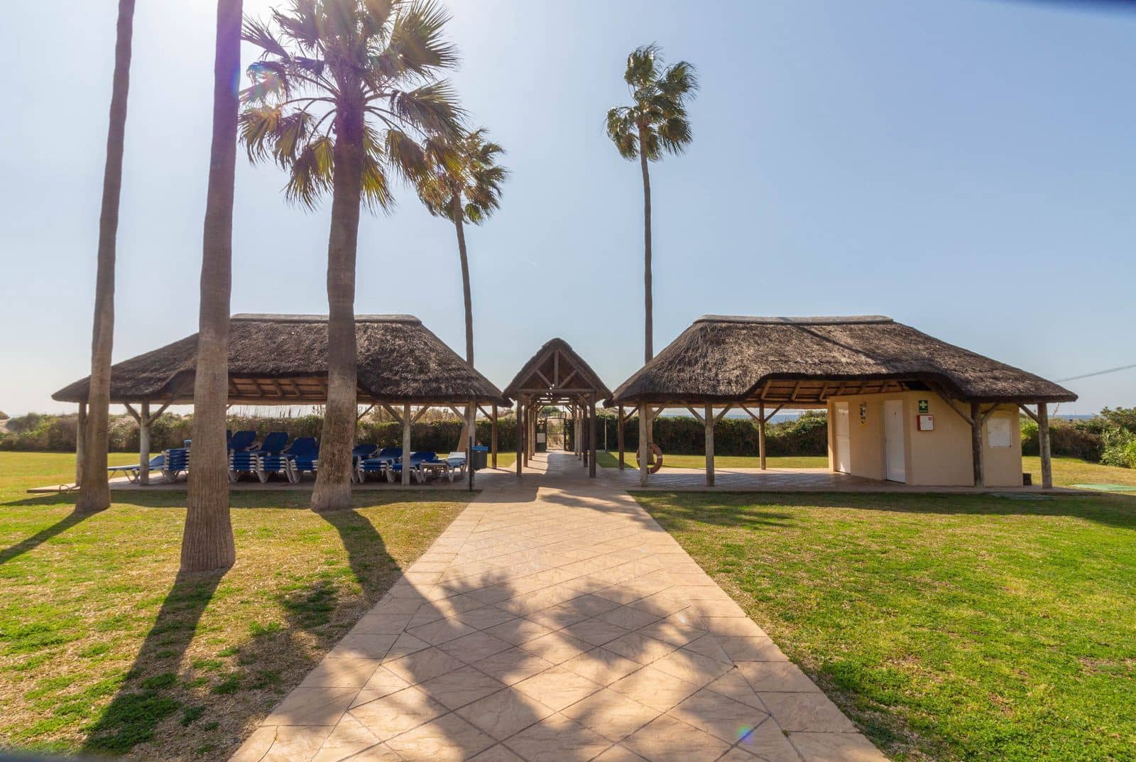 3 camera da letto Appartamento sulla Spiaggia in vendita in Elviria con piscina garage - 725.000 € (Rif: 9426203)