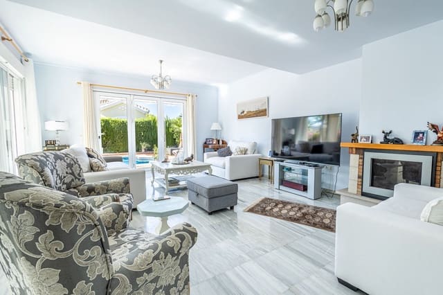 3 camera da letto Villa in vendita in Alhaurín Golf, Alhaurín el Grande con piscina garage - 695.000 € (Rif: 9426384)