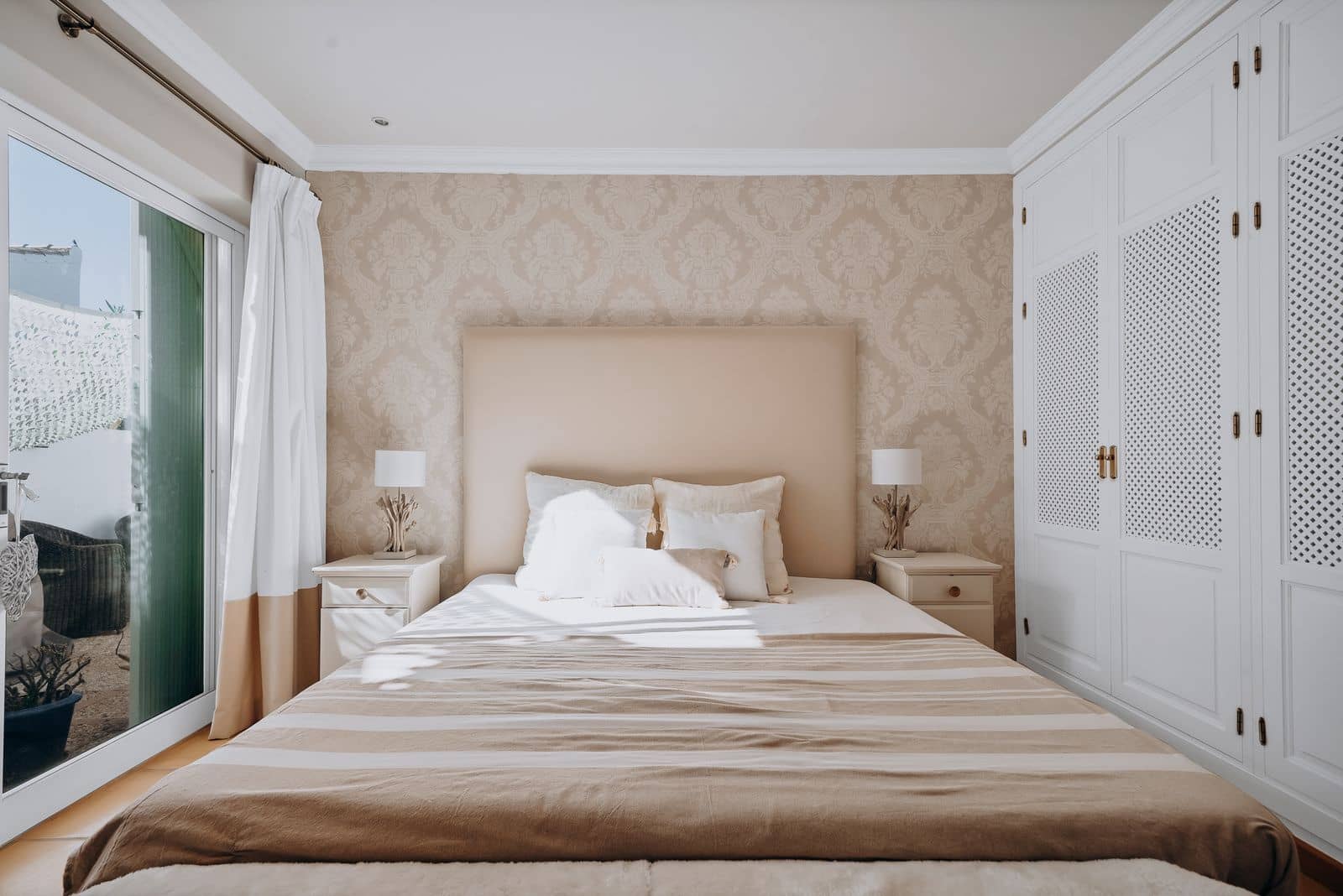 3 sypialnia Willa na sprzedaż w Calahonda z basenem garażem - 739 000 € (Ref: 9426459)