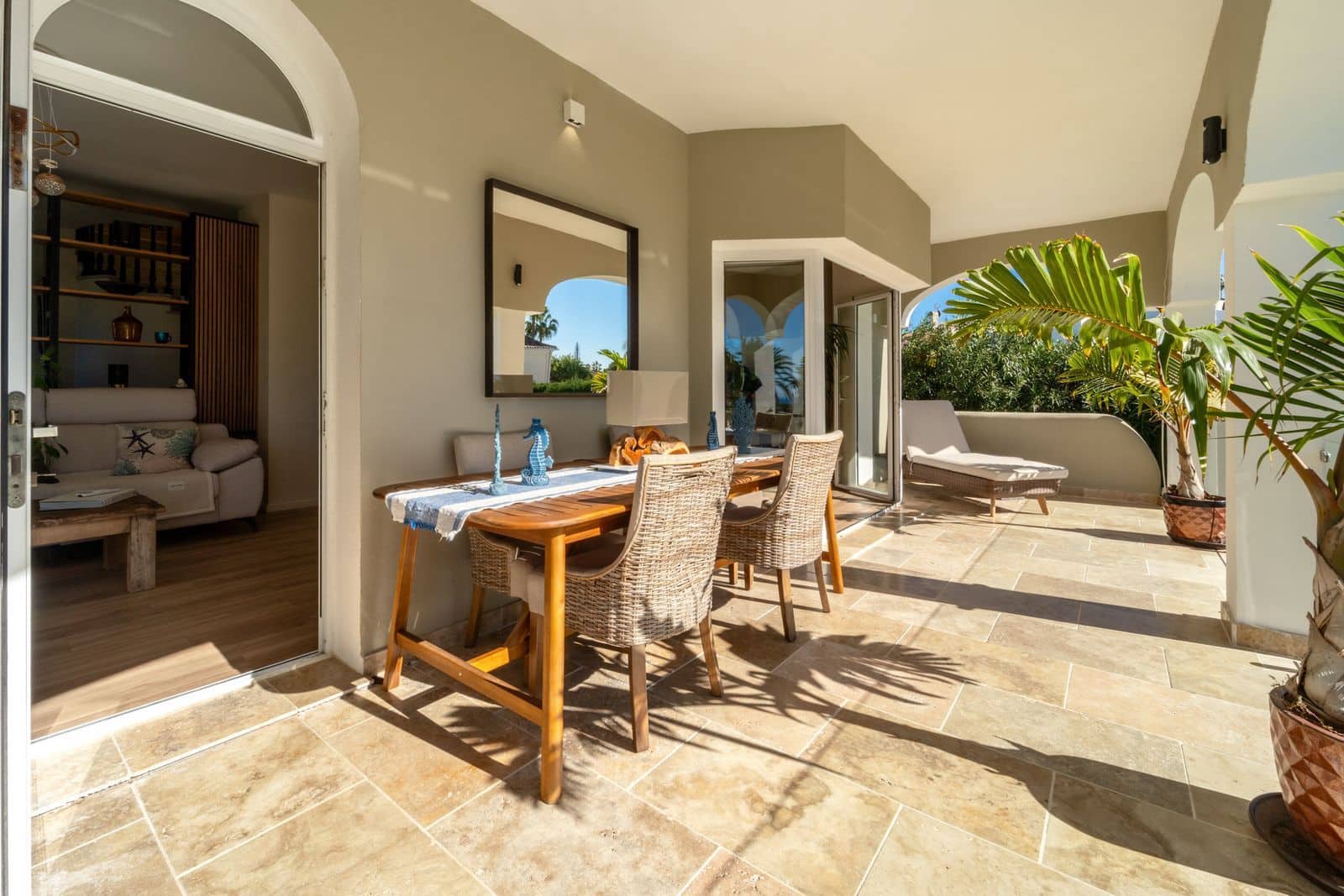 6 bedroom Villa for sale in Elviria with pool garage - € 1,400,000 (Ref: 9426475)