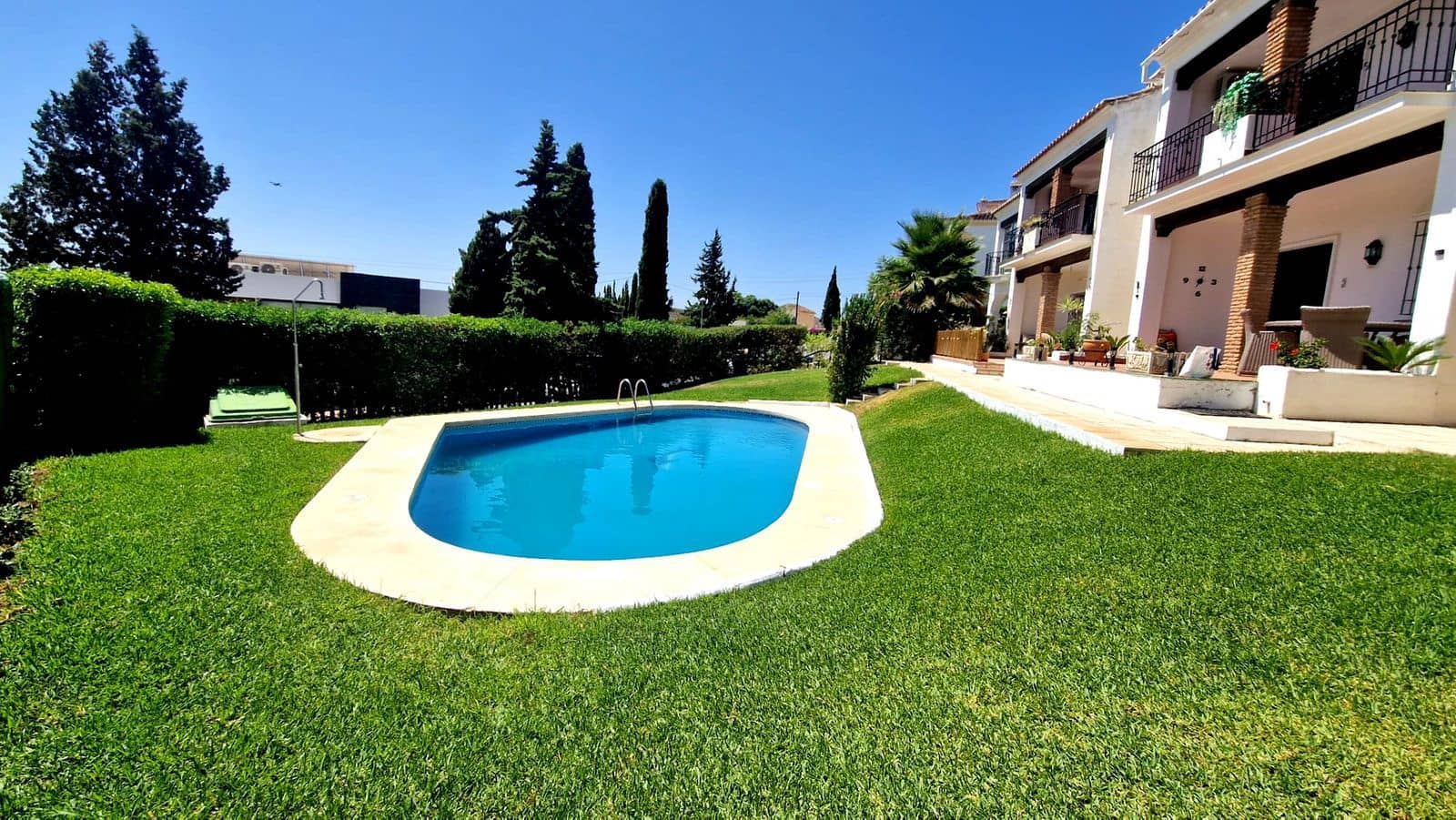 2 bedroom Townhouse for sale in Mijas Golf with pool garage - € 340,000 (Ref: 9442847)