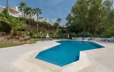 Casa de 4 habitaciones en Calahonda en venta con piscina garaje - 650.000 € (Ref: 9470997)