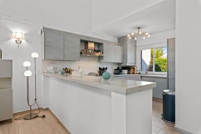 Casa de 4 habitaciones en Calahonda en venta con piscina garaje - 650.000 € (Ref: 9470997)