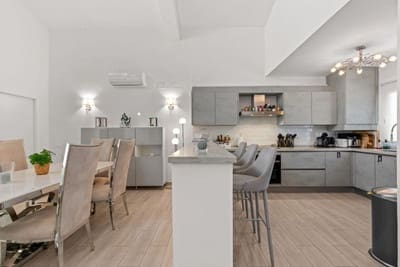 Casa de 4 habitaciones en Calahonda en venta con piscina garaje - 650.000 € (Ref: 9470997)