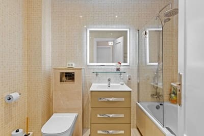 Casa de 4 habitaciones en Calahonda en venta con piscina garaje - 650.000 € (Ref: 9470997)