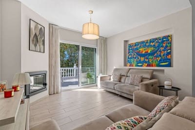 4 sypialnia Dom na sprzedaż w Calahonda, Mijas z basenem garażem - 650 000 € (Ref: 9470997)