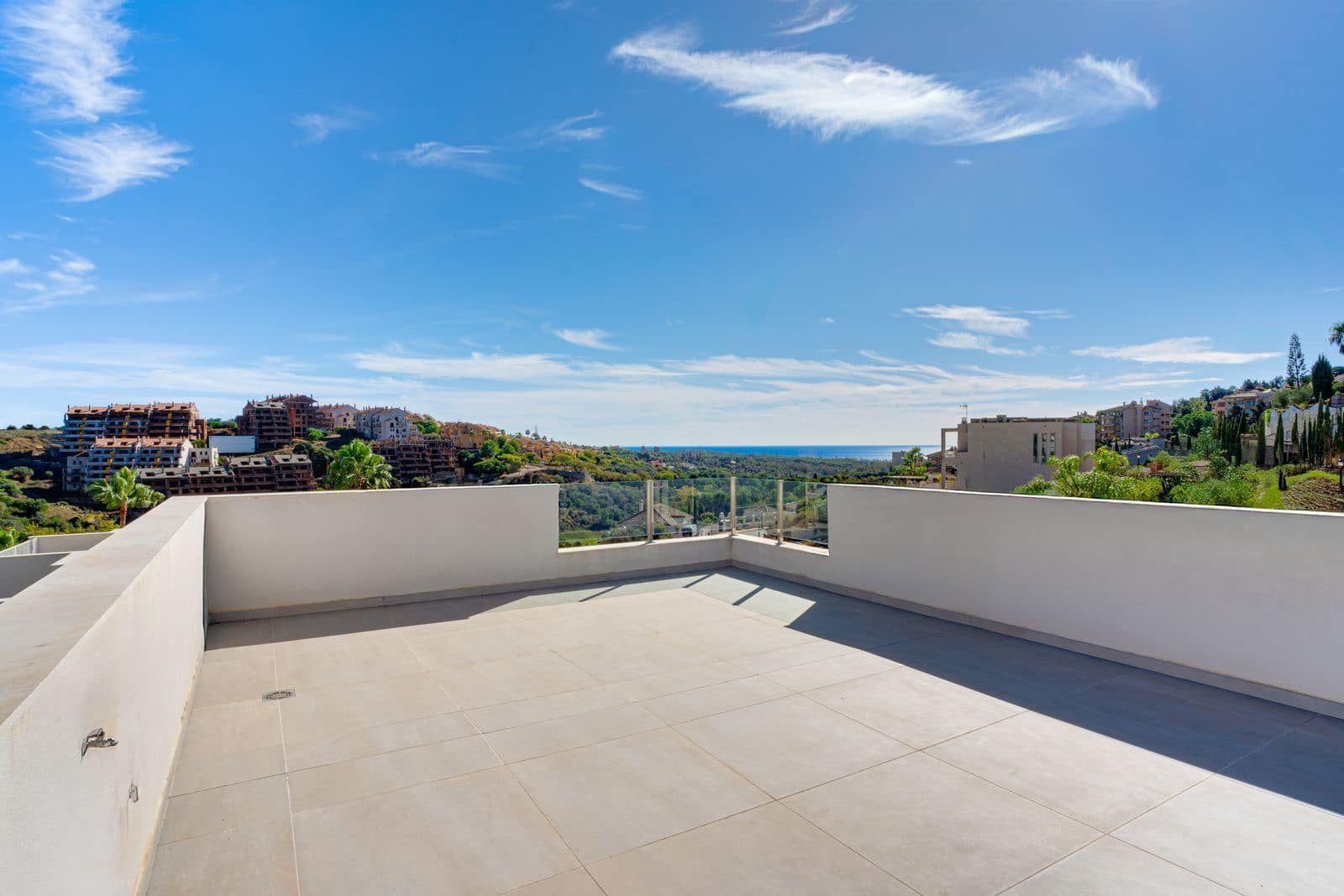 4 bedroom Villa for sale in Elviria with pool garage - € 2,550,000 (Ref: 9473429)